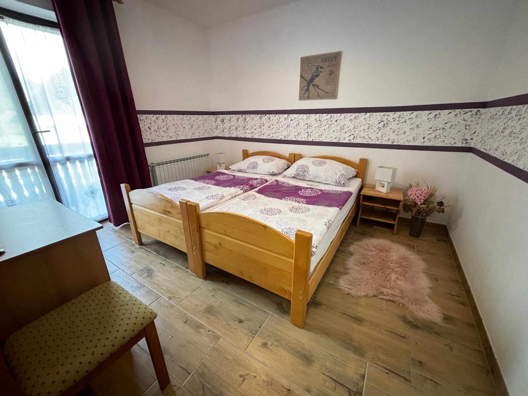 Guest House Kmecki Hram Fortuna Idrija Eksteriør bilde